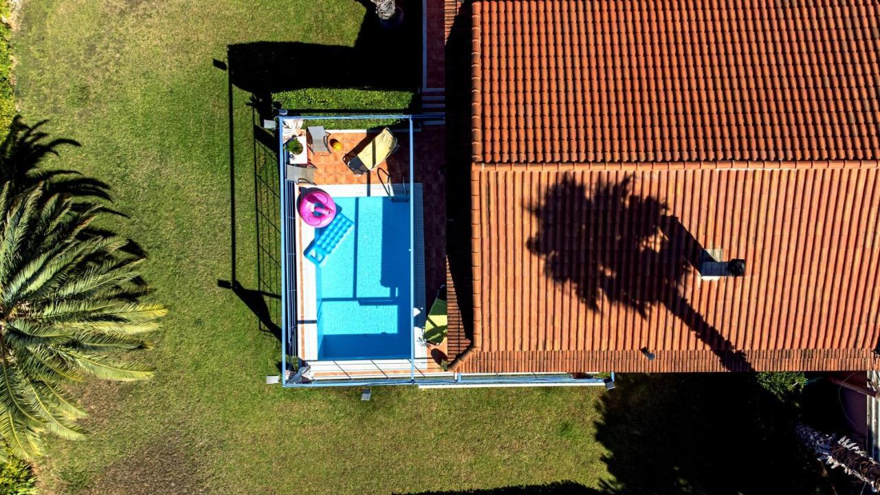 Cozy Small Smart Villa With Private Pool Mikri Mantineia Каламата Екстериор снимка
